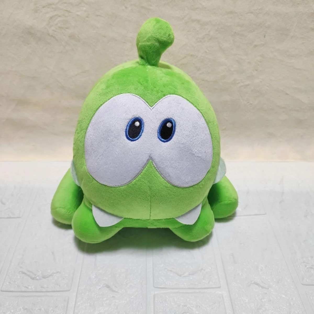 

New Kawaii Cut the Rope Om Nom Plush Kids Girls Stuffed Toys For Children Gifts 25CM