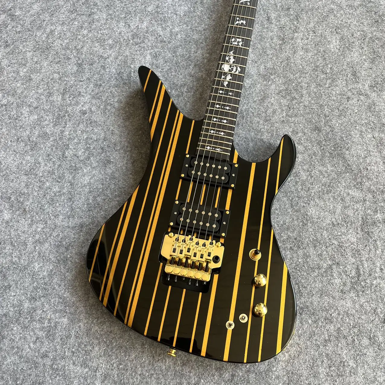 

The New Product High Quality Scotter Electric Guitar CUSTOM-S/ZV CUSTOM REISSUE Guitar Electric Guitars GTFRTY