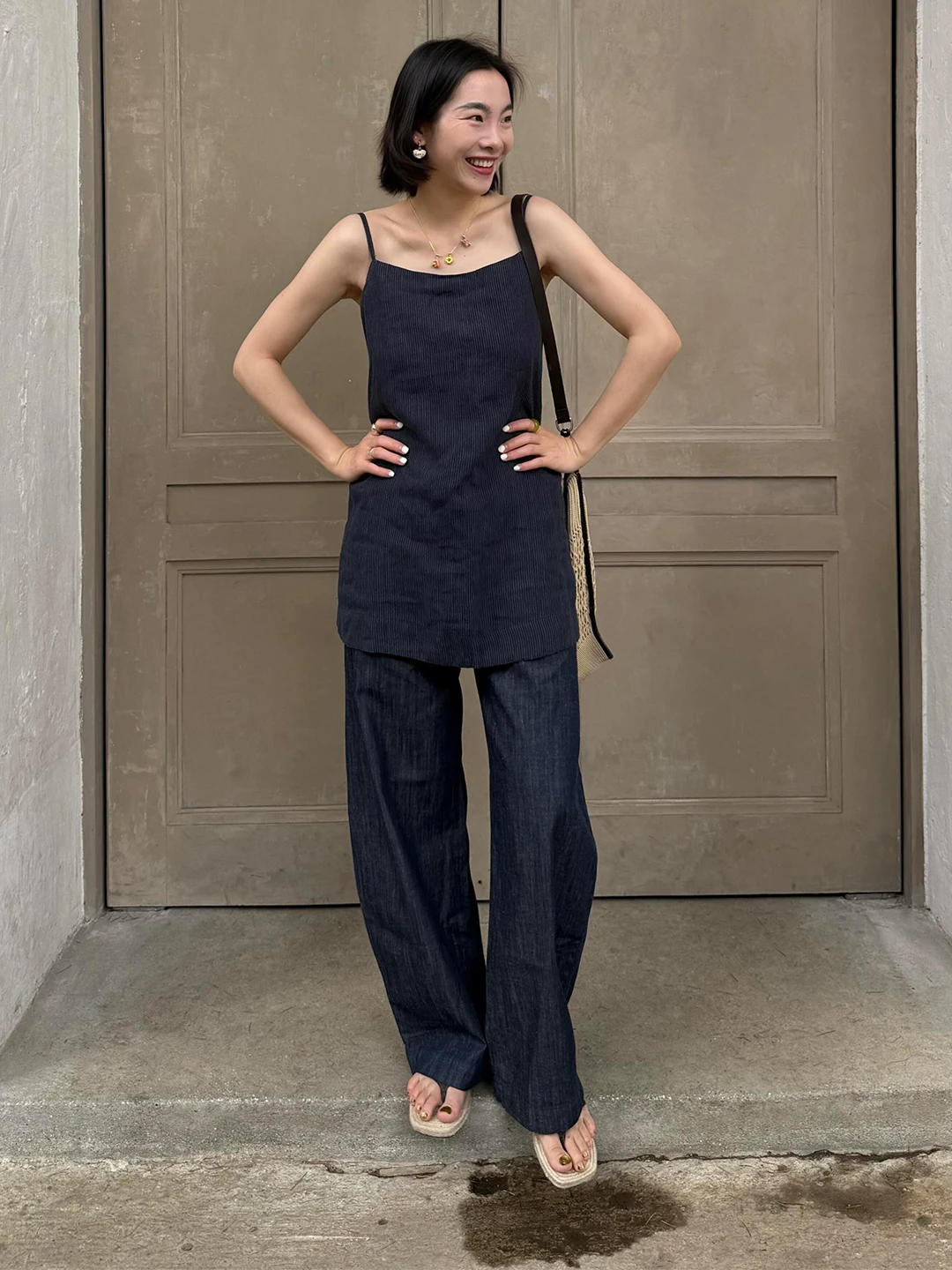 

Unique Beautiful Linen Set Women's Summer Travel Outfit Strap Top Wide Leg Pants Two Piece Set Casual Style for Various Occas...