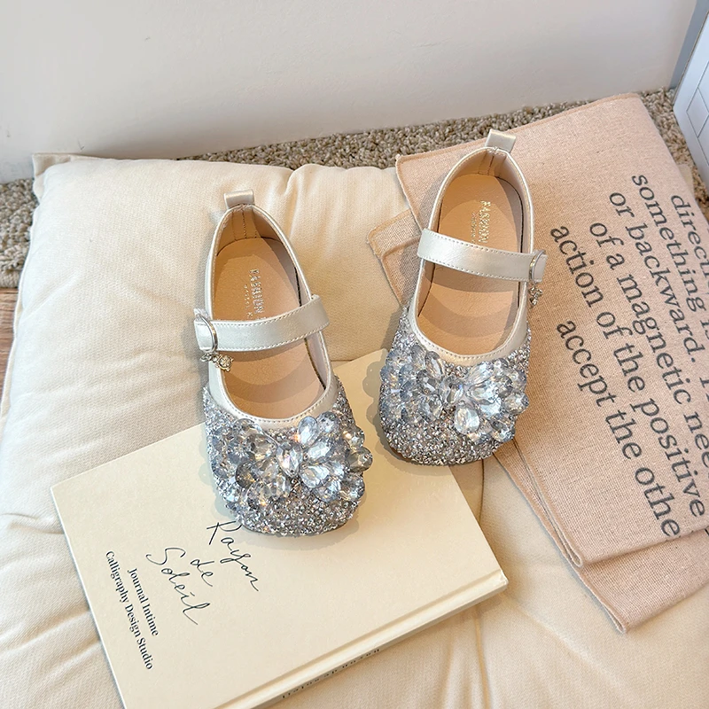 

Mumoresip Elegant Girls Rhinestone Mary Jane Shoes Luxury Children Princess Flat Shoes Shallow Kids Party Dress Leather Shoes