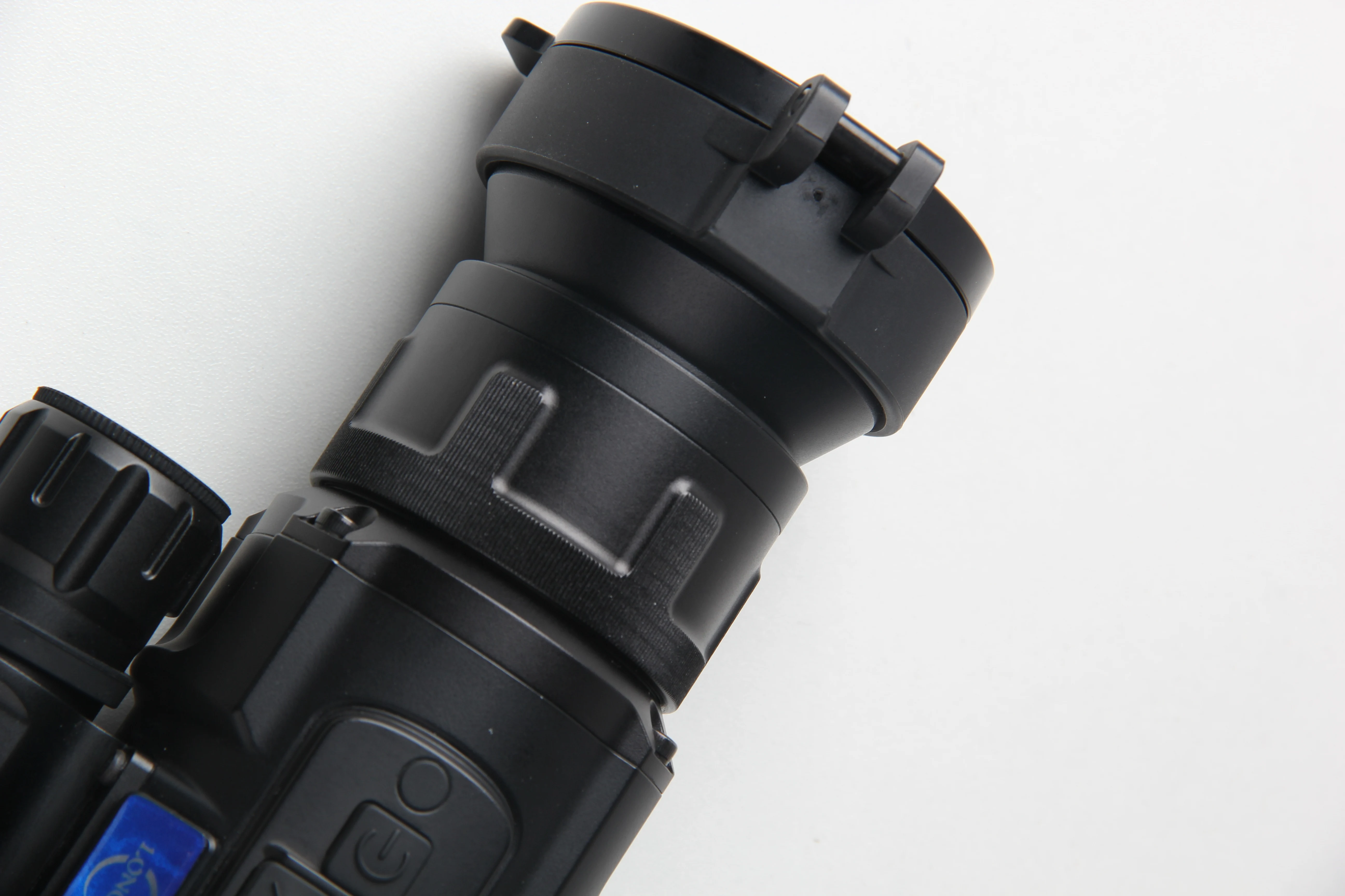 Longot AL360P LRF 384*288 رؤية حرارية ممتازة مع نطاق أحادي العين متين مقاوم للماء بالأشعة تحت الحمراء للرؤية الليلية Rangefinder