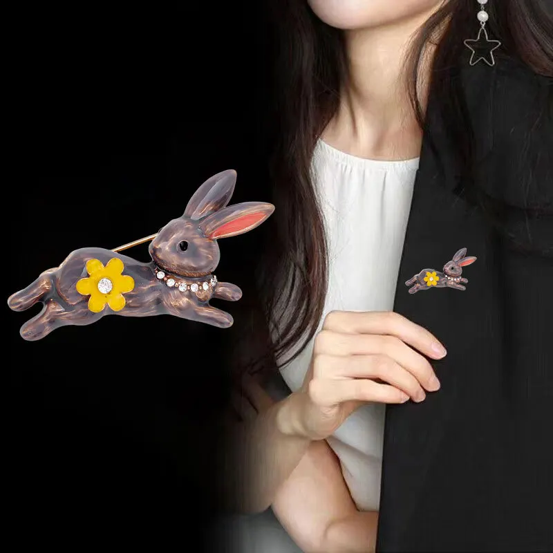 Cross border fashion animal pin accessories, cute and cute rabbit brooch, alloy enamel cartoon rabbit chest flower - view 6