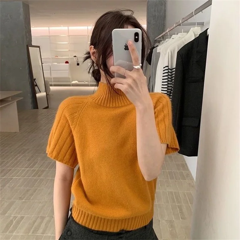 

High-Necked Pullover Autumn Winter New Coat Female Korean Short-sleeved Sweater Women's Fashion Unique Super-beautiful Knitwear