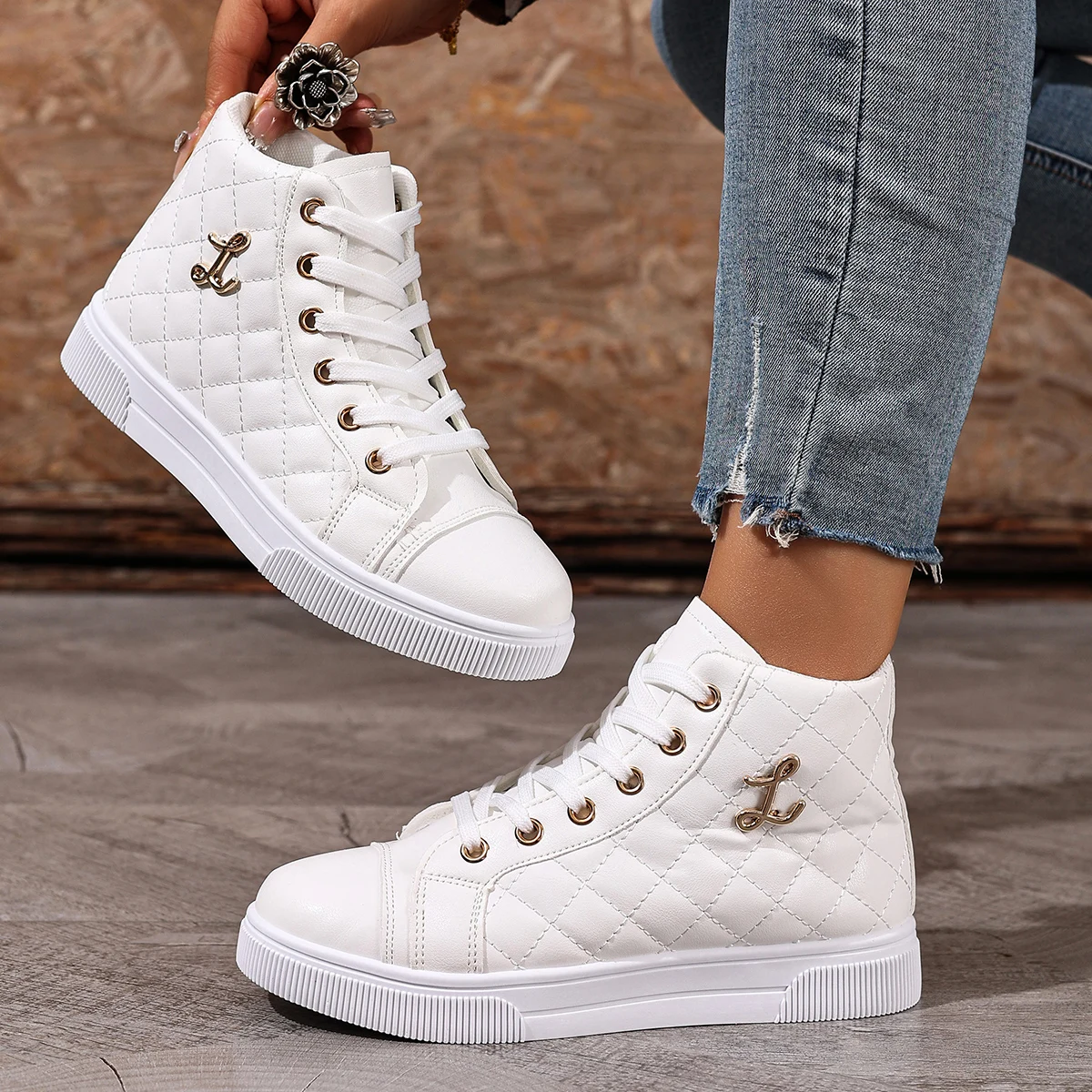 

Women Sneakers 2025 New Walking Vulcanized Shoes Women Comfortable Casual Sneakers Women Fashion Breathable Flat Shoes Woman