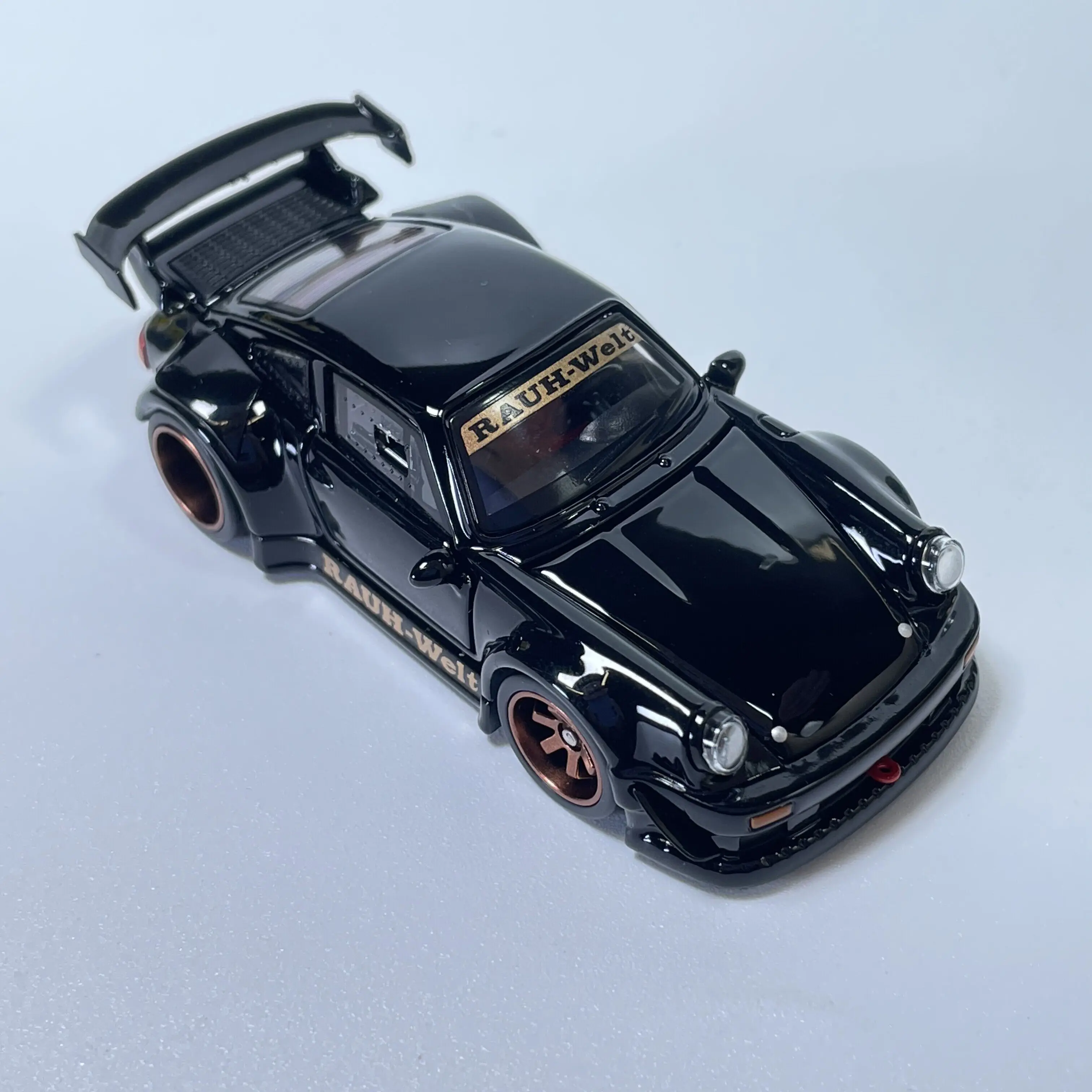 In Stock 1: 64-piece RWB 930 alloy die-cast miniature replica car model. Creative decorative item. Festival gift