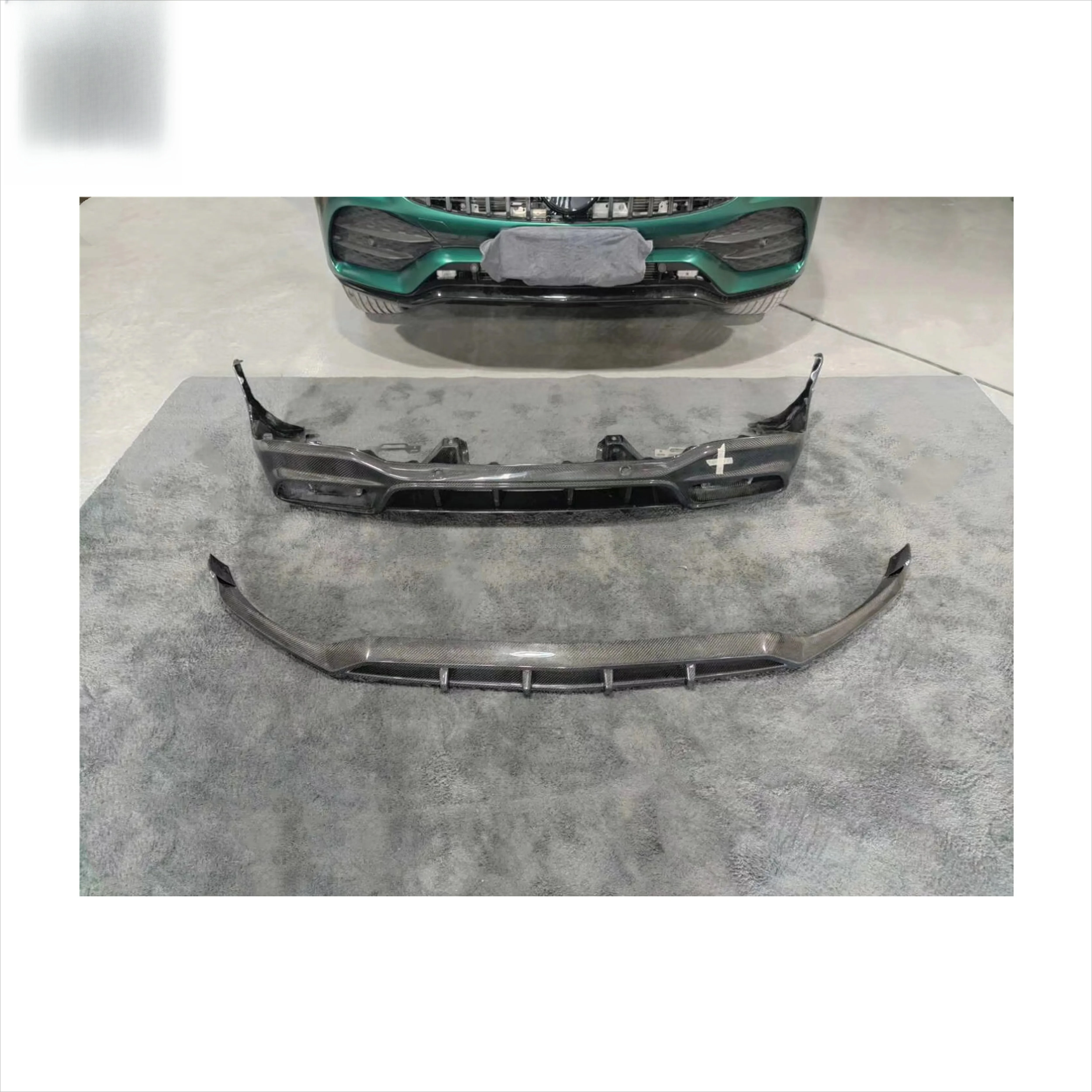 

GLC63s/GLC43AMG/GLC SUV X253 - Top - Mounted Front Bumper Lip Diffuser