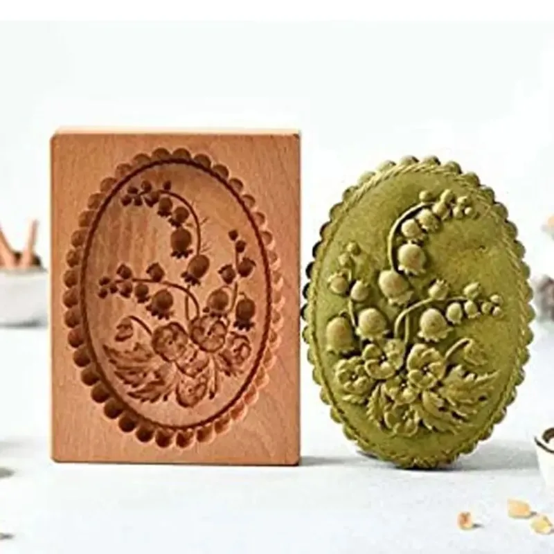 DIY Wooden Shortbread Mold Raspberry Heart Carved Gingerbread Cookie Mold Kitchen Cutter Molds for Valentine's Day Easter Party