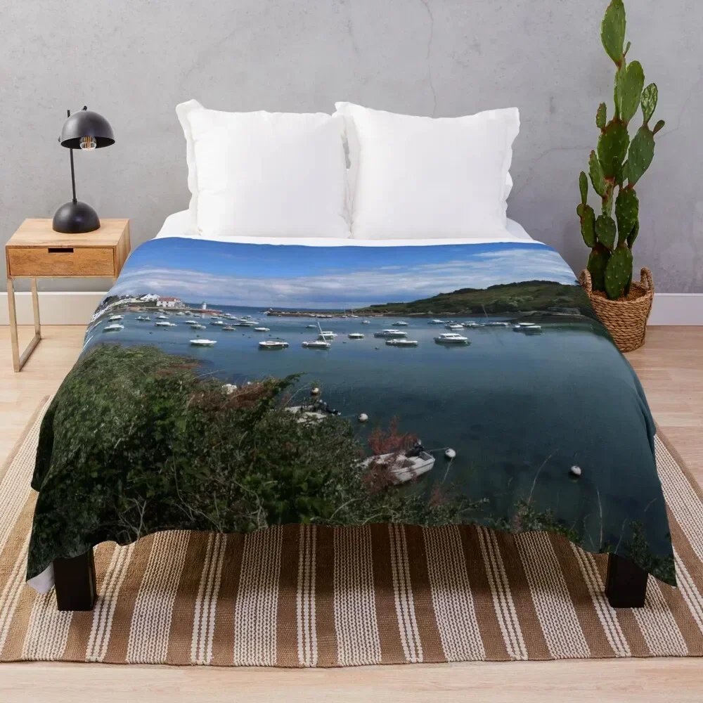 

Copie de Niagara waterfall reunion island Throw Blanket Stylish Decor Blanket Gift for Friends Roommate