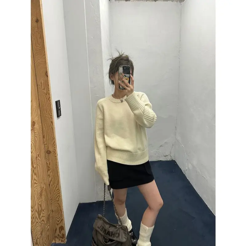 Deeptown Basic White Women Sweaters Long Sleeve Korean Fashion Pullovers Harajuku Autumn Loose Casual Warm Old Money Elegant