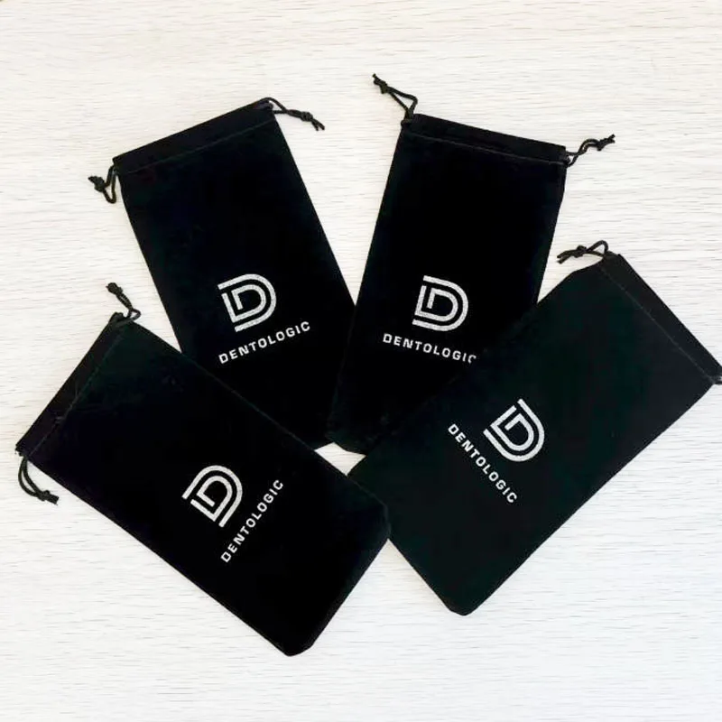 

500 Pieces 10*20cm/3.9*7.9inches Drawstring Black Velvet Bags Gift Packaging Pouches Screen Printed With Silver Color Logo
