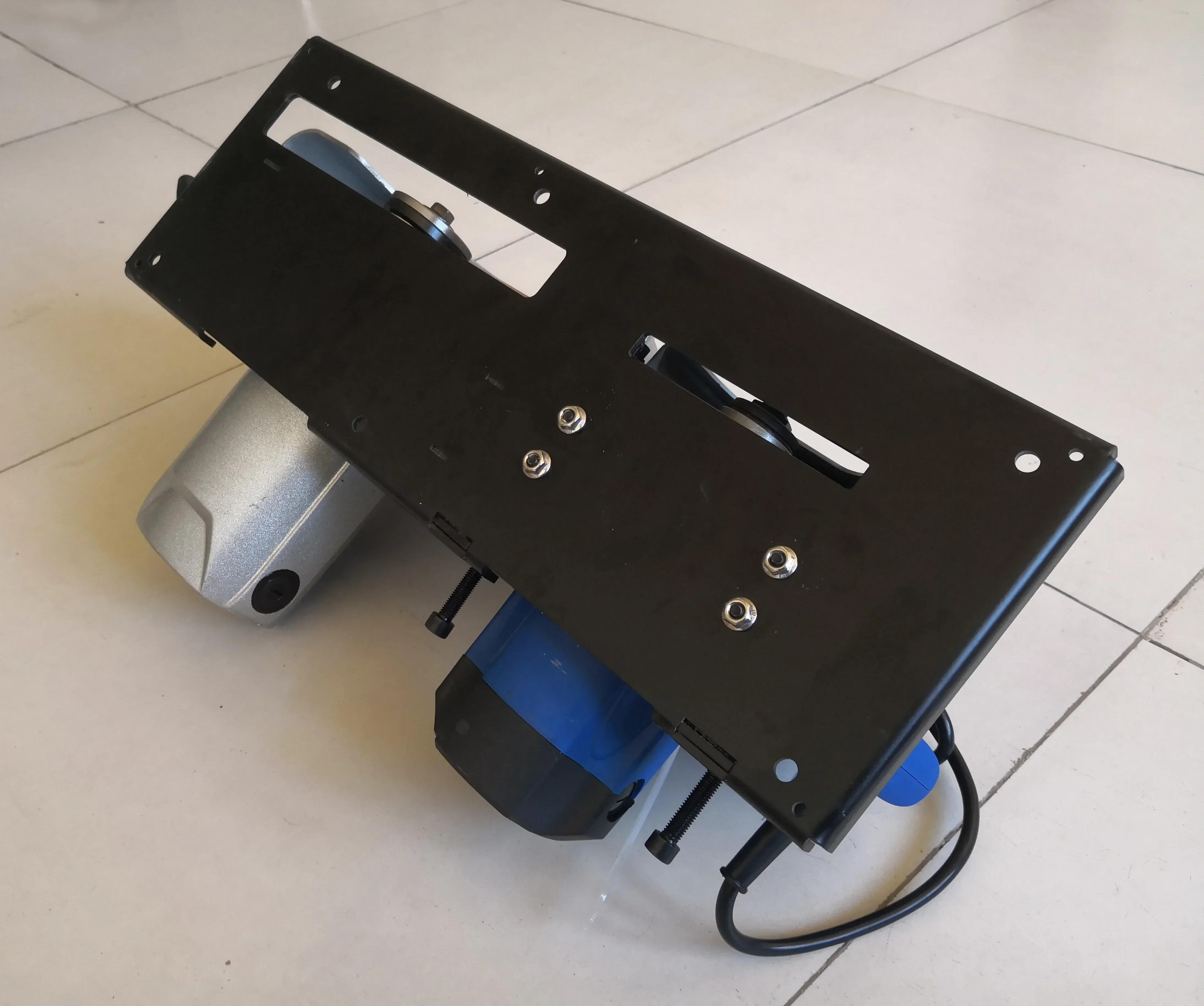 Circular mother saw small cutting saw tools easy to operate  guide rail type woodworking push table Simple sliding table saw