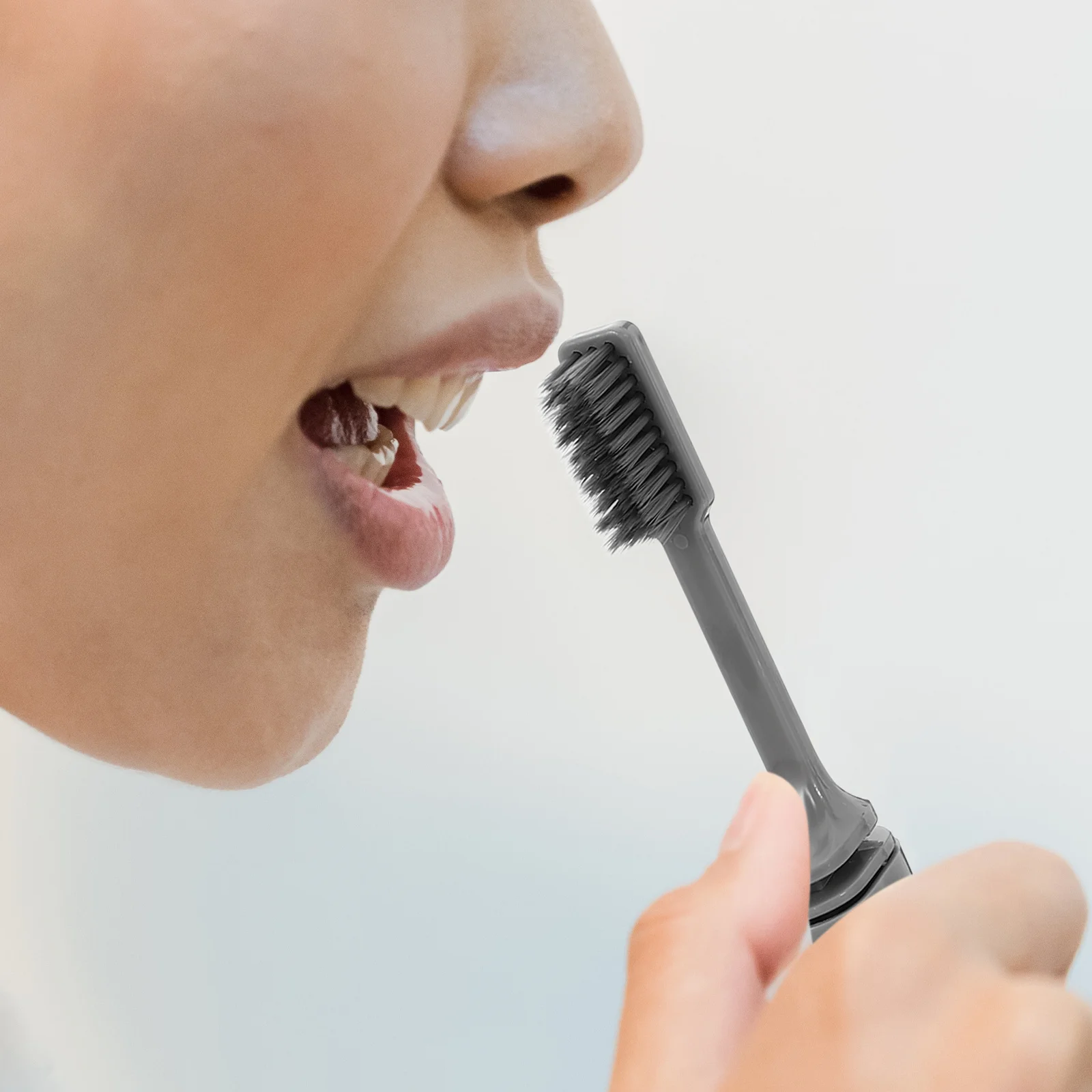 

10Pcs Foldable Toothbrush Travel-Friendly Lightweight Design with Cover for Oral Care on The Go Hotel Outdoor Use Gray Set