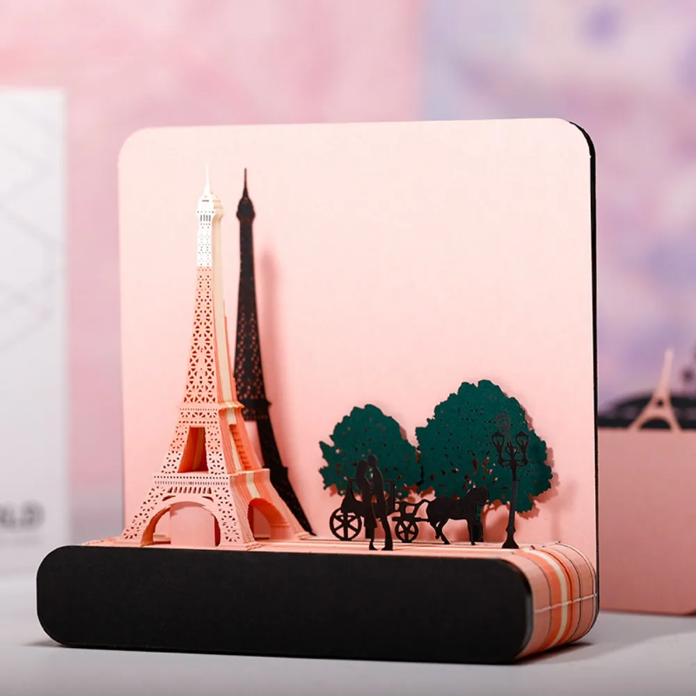 Nota adesiva per intaglio di carta stereo 3D. Casa di carta magica. Nota adesiva a tema culturale creativo della Torre Eiffel
