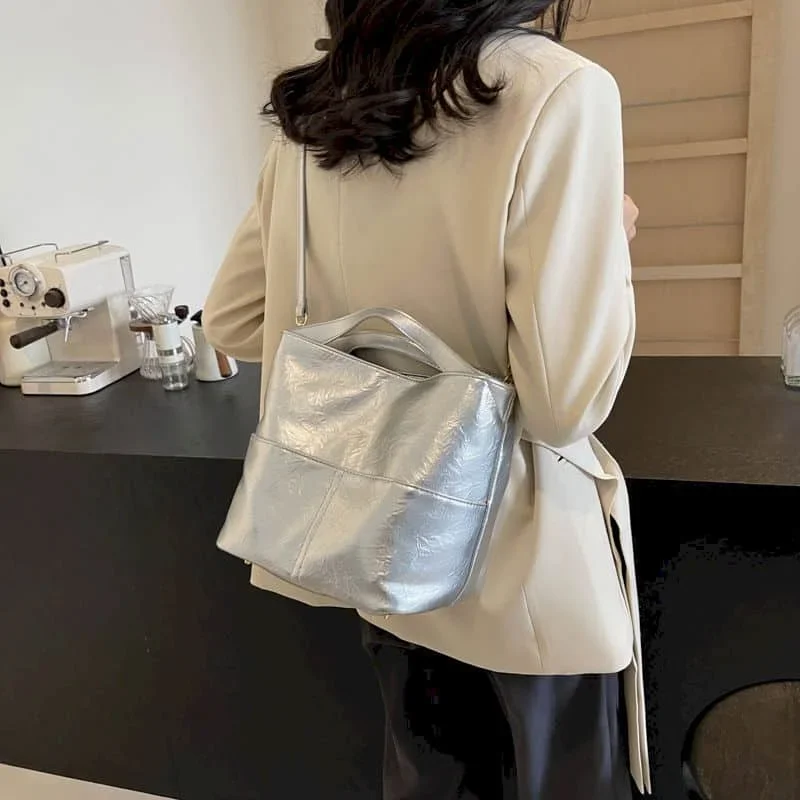 

Сумки-тоут для женщин, однотонные универсальные многоразовые сумки через плечо в корейском стиле, нишевые офисные женские сумки из искусственной кожи, повседневные роскошные сумки большой вместительности