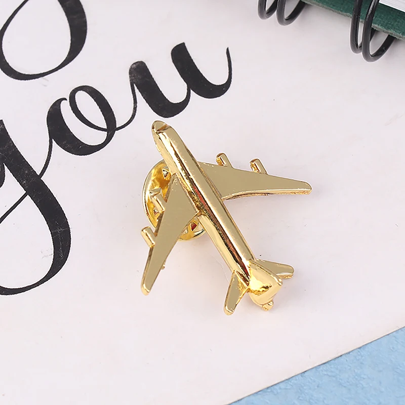 1pc Aircraft Brooches Metal Airplane Brooch DIY Lapel Pin Alloy Badge Vintage Pin Buckle Badge Buckle Unisex Jewelry Accessories