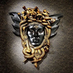 Medusa Head with Snakes Sculpture Medusa Statue Decor Gold Resin Lady Wall Plaque Wall Hanging Statue Myth Monster