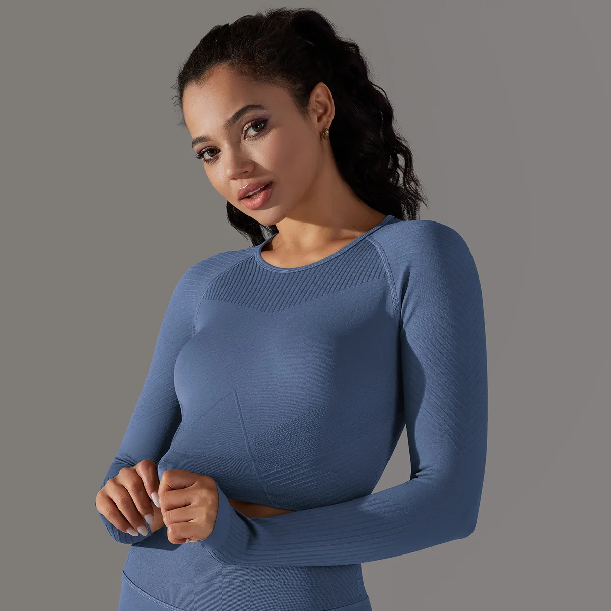 2023New Seamless Yoga Shirts for Women Sports Shirt Long Sleeve Crop Tops Thumb Hole Fitness Gym Workout Tops Sportswear Female