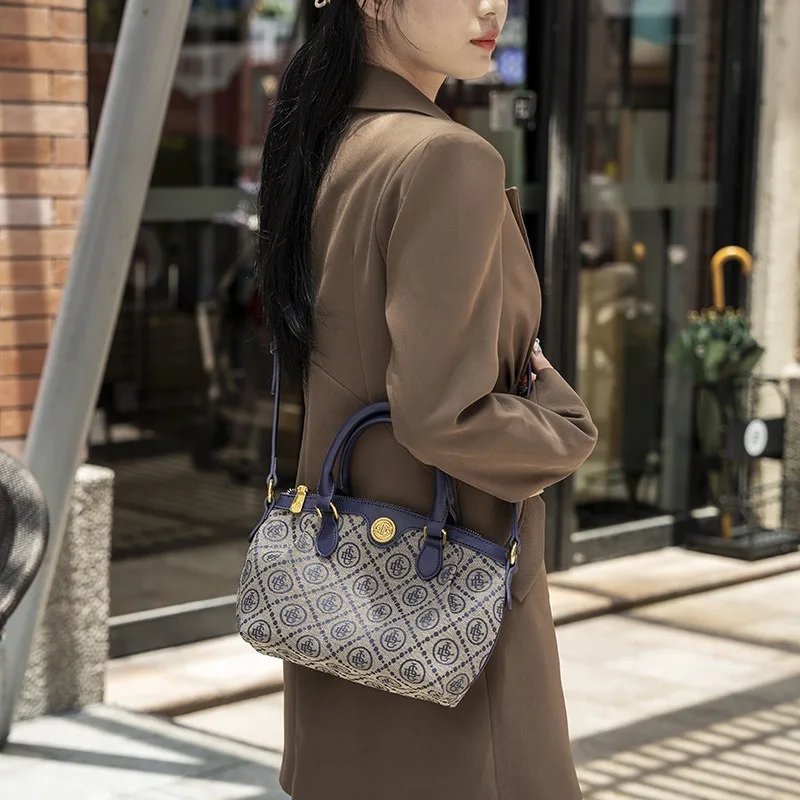 

Light luxury high-end women's bags, new embroidered dumpling bags, versatile fashion single shoulder messenger handbags