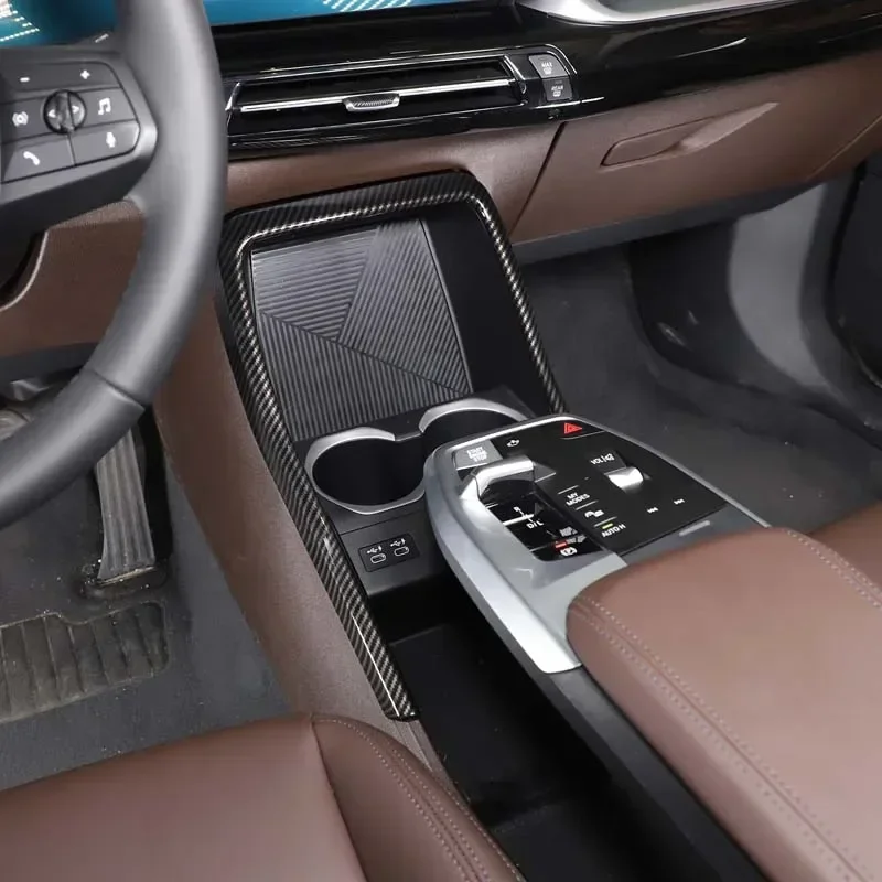 

Для BMW X1 iX1 U11 2023-2024 углеродное волокно, центральное управление автомобилем, чашка для воды, боковая U-образная рамка, накладка, наклейка, автомобильные аксессуары