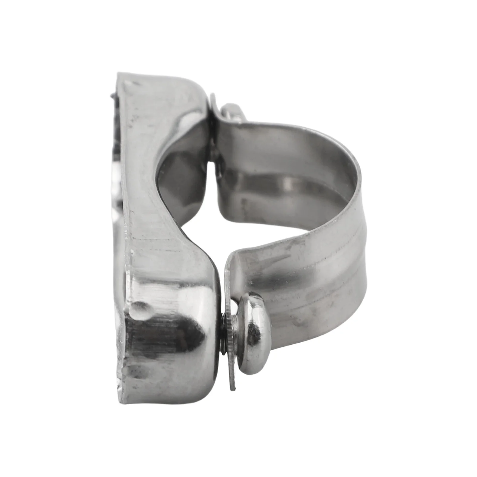 Pipe Clamp Bracket Made of 304 Stainless Steel for Reliable Retention of Tubing in Food Processing Lab and Cleanroom Settings