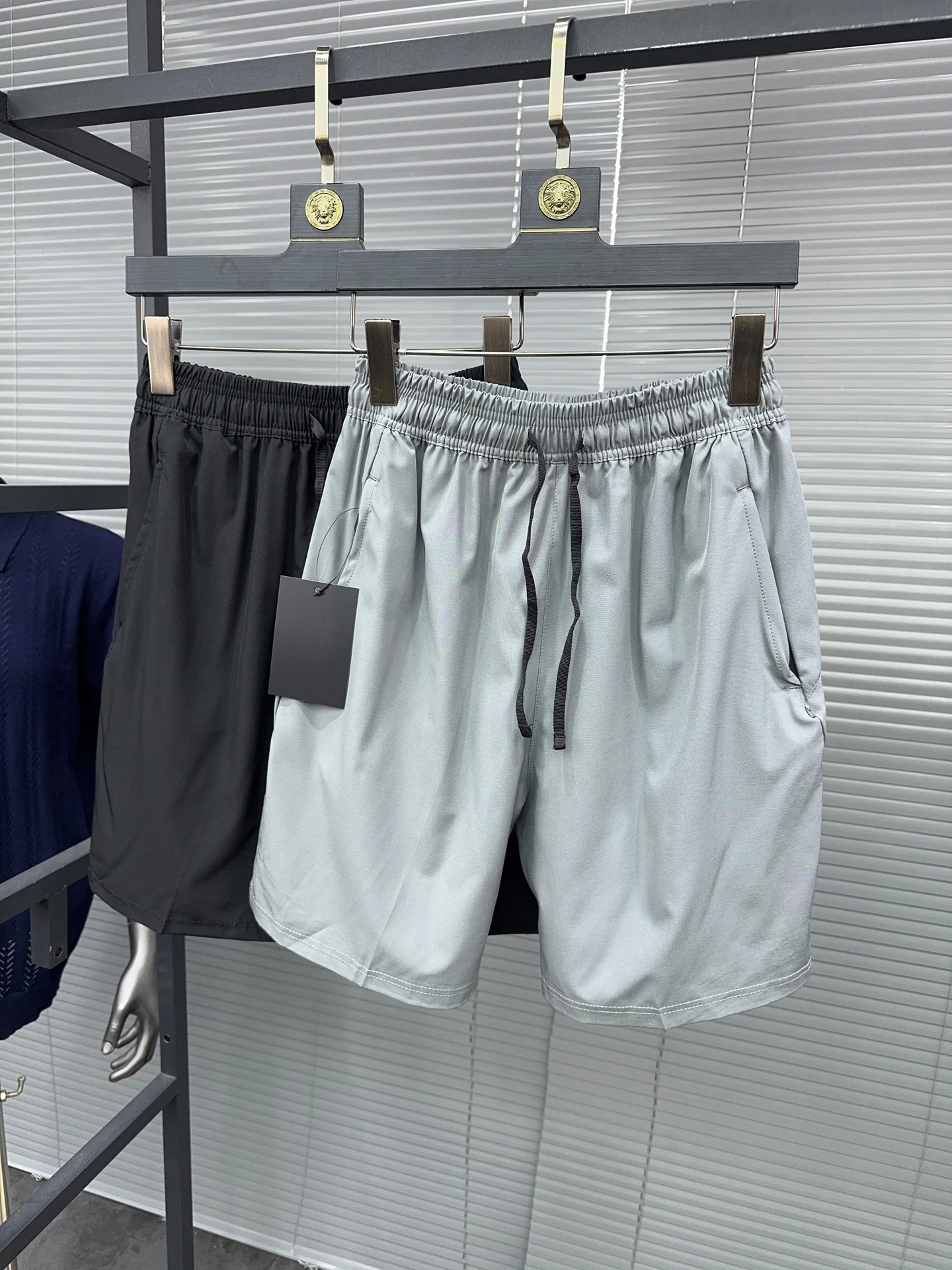 

Svip Qui Dry Sports orts Men's Lightweight Breathable Comfortable Casual Straight Leg Five-Quarter Pants Summer Faion