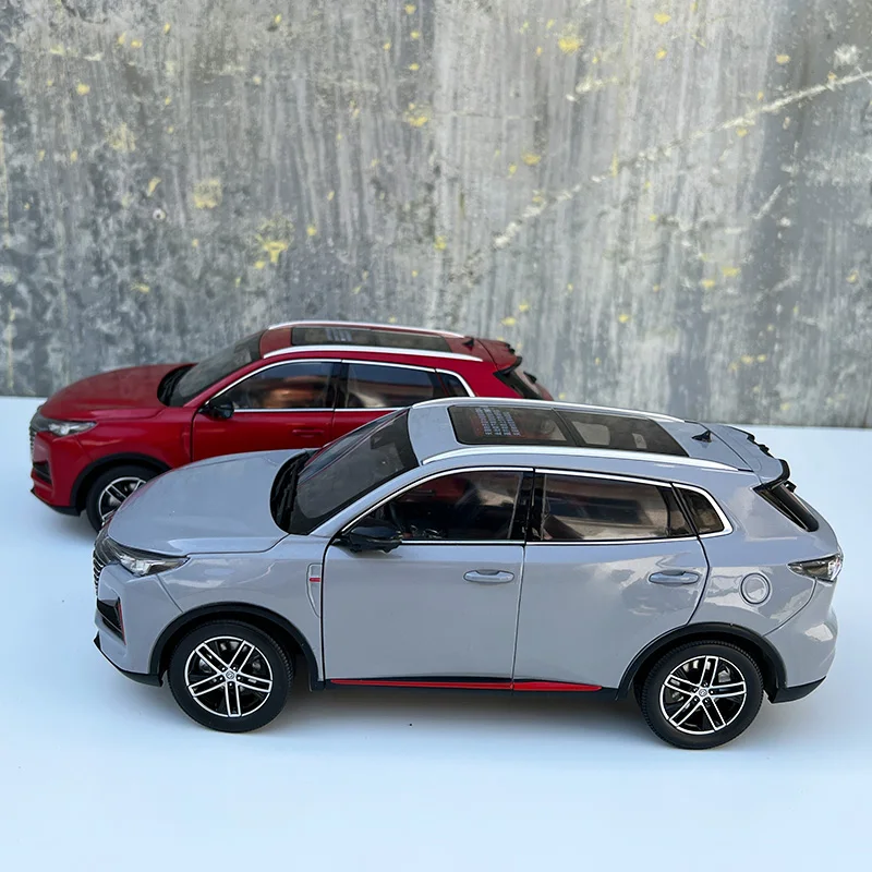 

1:18 Original Model,Changan Auto,CS55 Plus MK2,Wood Base,Alloy Car Model for Display,Gift and Collections