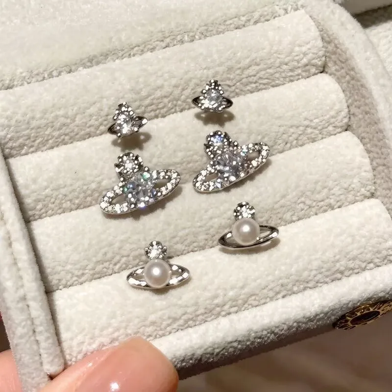 6pcs/set Anime NANA Oosaki Nana Inspired Saturn Planet Stud Earrings Mini Zircon Pearl Planet Ear Piercing Cosplay Jewelry Gift