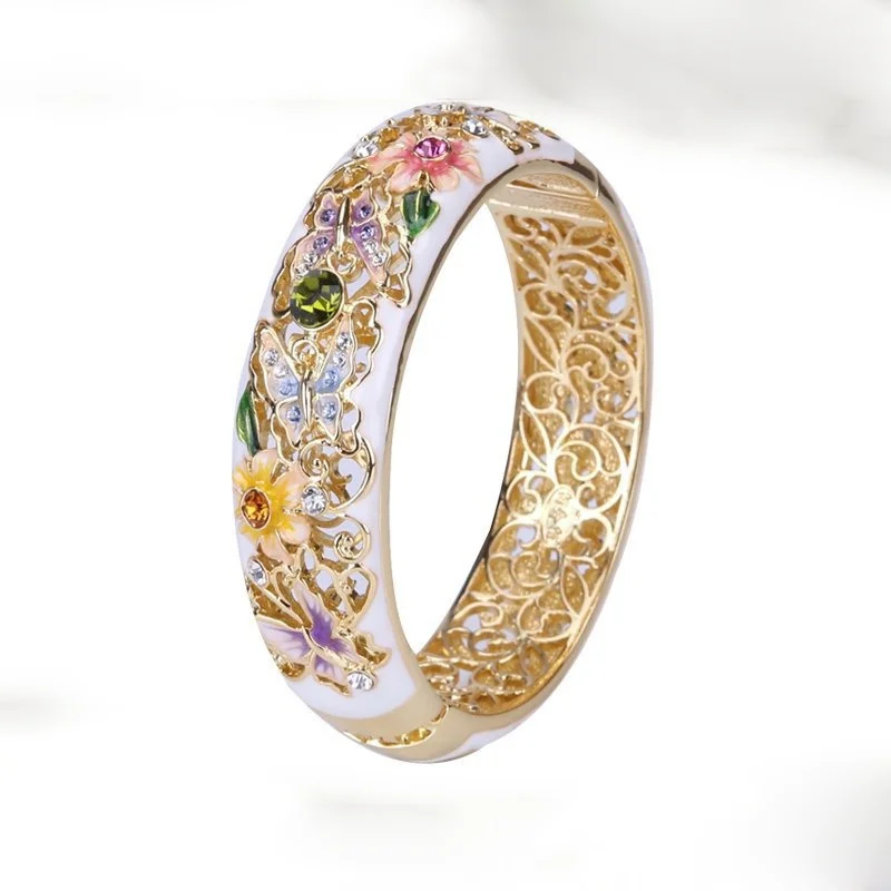 Vintage Ethnic Style Colorful Enamel Butterfly Love Flower Ring Women\'s Fashion Simple Hand Ornament Party Ring Female Jewelry