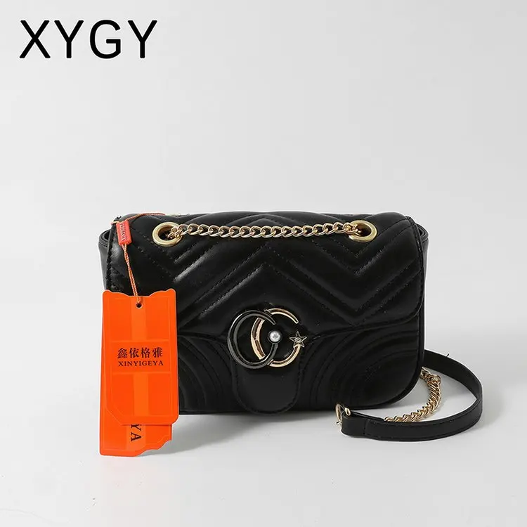 

2026 New Women's Chain Bag, Minimalist European and American Fashion, Trendy Shoulder Crossbody Small Bag