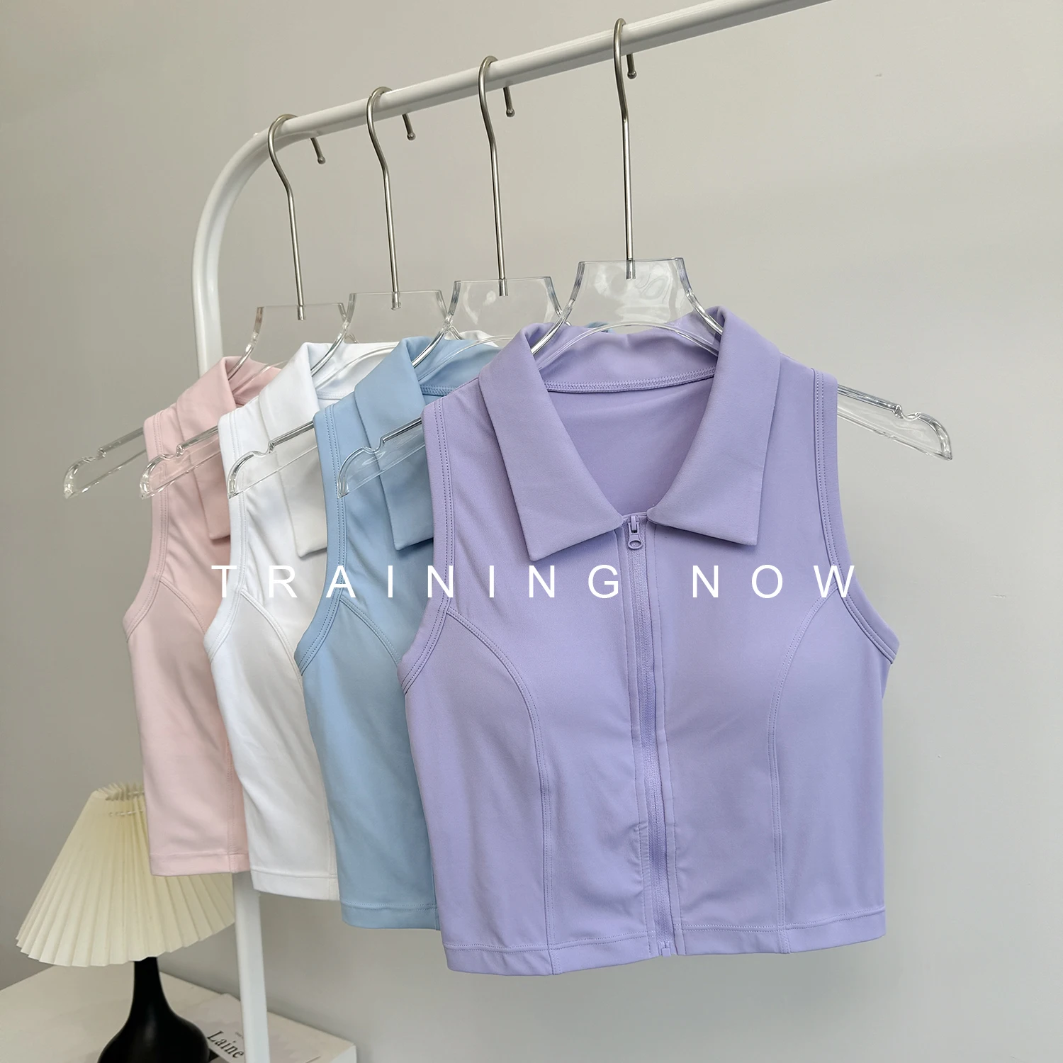 

Front zipper high-intensity sports underwear for women with lapels and long breasts on the outside wearing a vest running and