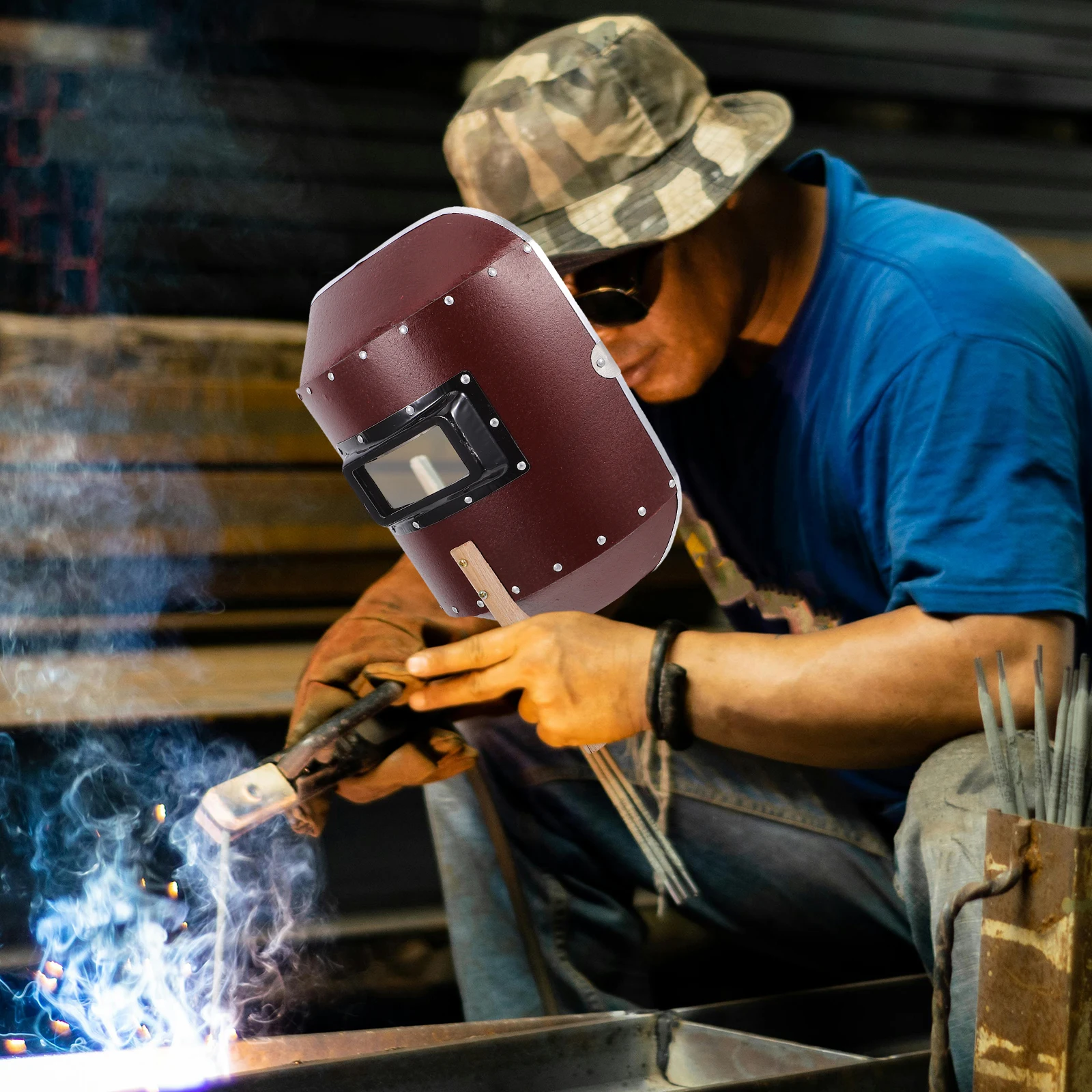 

Handheld Welding Face Mask Protector Dark Brown Visor Reusable Semi Automatic Electric Argon Arc Welder Shield