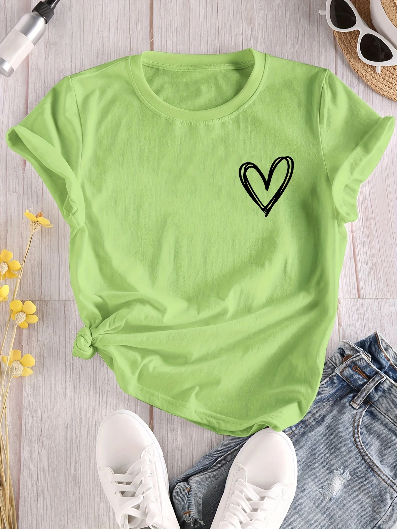 Heart Print T-Shirt, Crew Neck Short Sleeve T-Shirt, Casual Every Day Tops, Women\'s Clothing