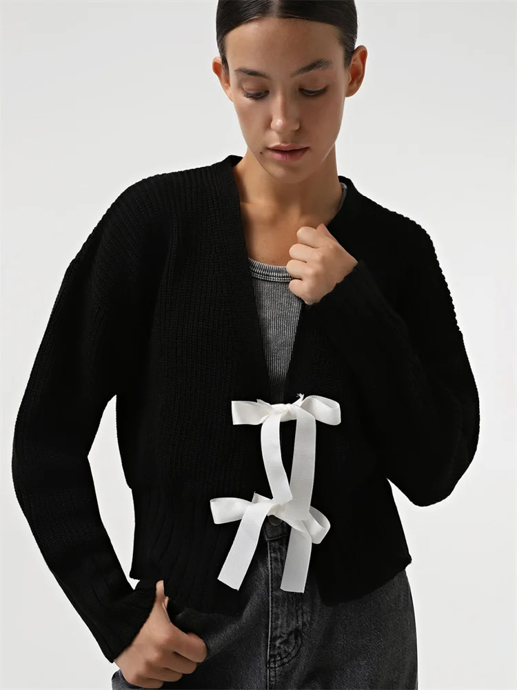Glänzende Herbst Strick pullover Strickjacke für Frauen T-Shirt Bogen Mode aushöhlen gerippte Patchwork Schnür Top weibliche Strickjacke