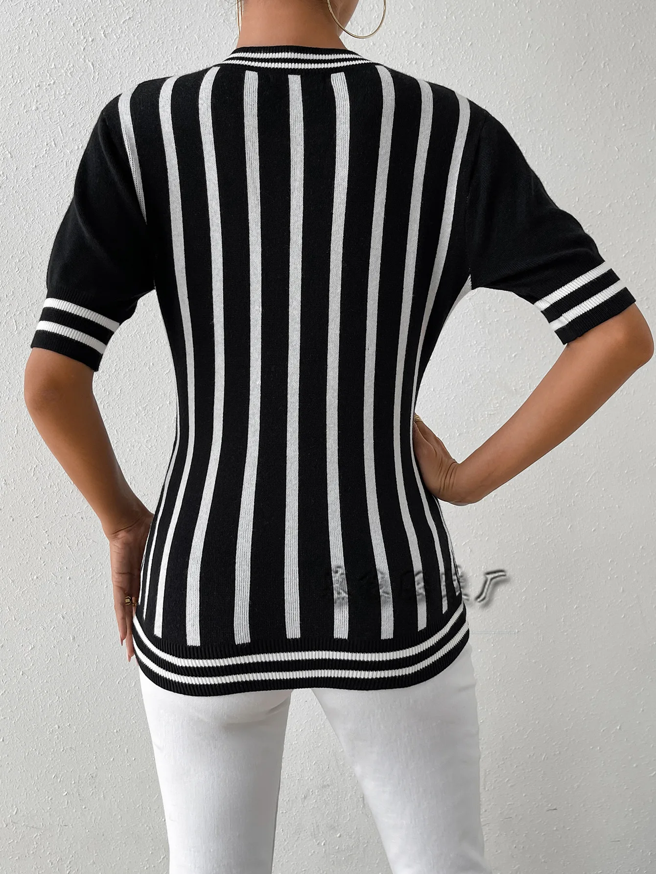 

Spring Summer 2024 Women's Casual Stripe ort Sve Knitwear Hoodie Faion Top Five-Quarter Sve Autumn Wear
