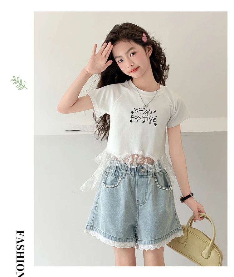 Mädchen-Shorts Sommer 2026 Spitzenbesatz Hellblaue Jeans-Shorts mit Perlen Hohe Taille Kinderkleidung – Detail 4