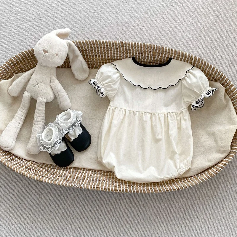 INS-Pelele de manga corta para niña, traje de algodón con cuello de una pieza Peter Pan bordado de flores, ropa de 0 a 24 meses