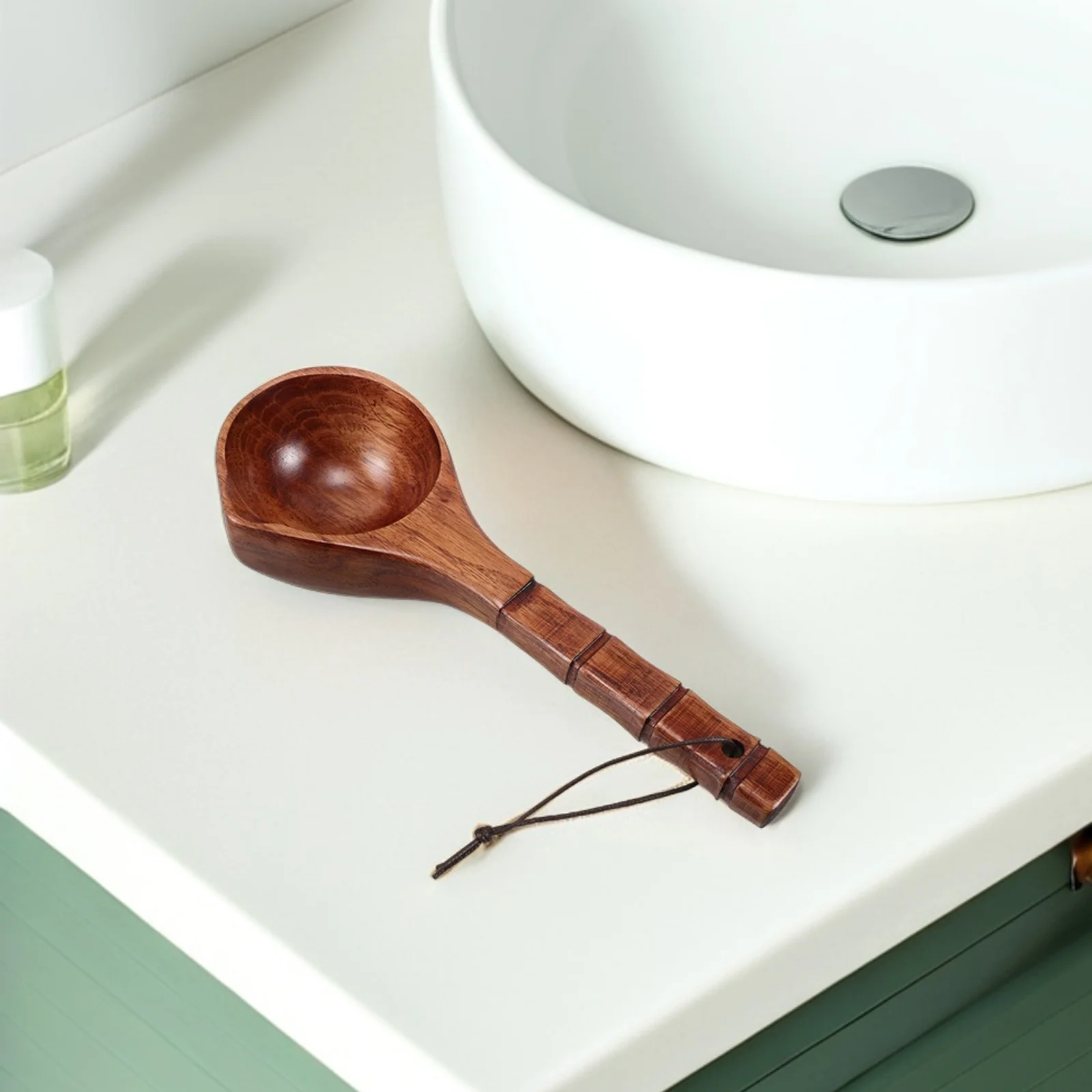 

Wooden Water Ladle Long Handle Bath Scoop For Shower Garden Tea Ceremony Traditional Chinese Design Hardwood Bailer
