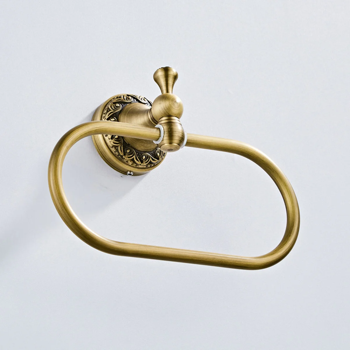 

Modern Retro Towel Ring in Copper Wall Mount Towel Rack Heavy Duty Bathroom Hardware Fixture for Home Organization