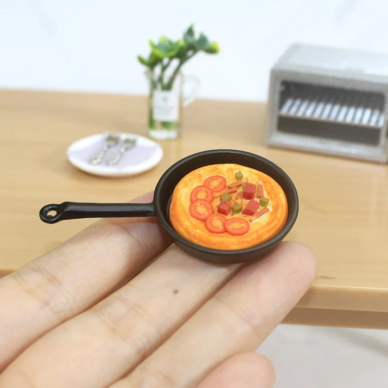 シミュレートドールハウス DIY ミニピザ ミニチュア フライパン ドールハウス キッチンアクセサリー 食品 パナソニック ごっこ遊び ギフト 女の子のおもちゃ