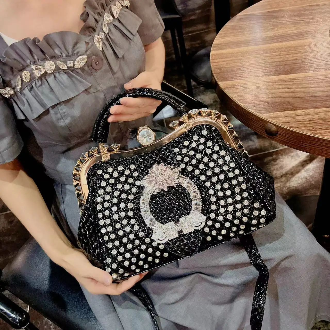 Popular Bag Women New Fashion Diamond Inlaid Handheld Bucket Bag Advanced Texture One Shoulder Crossbody Bag