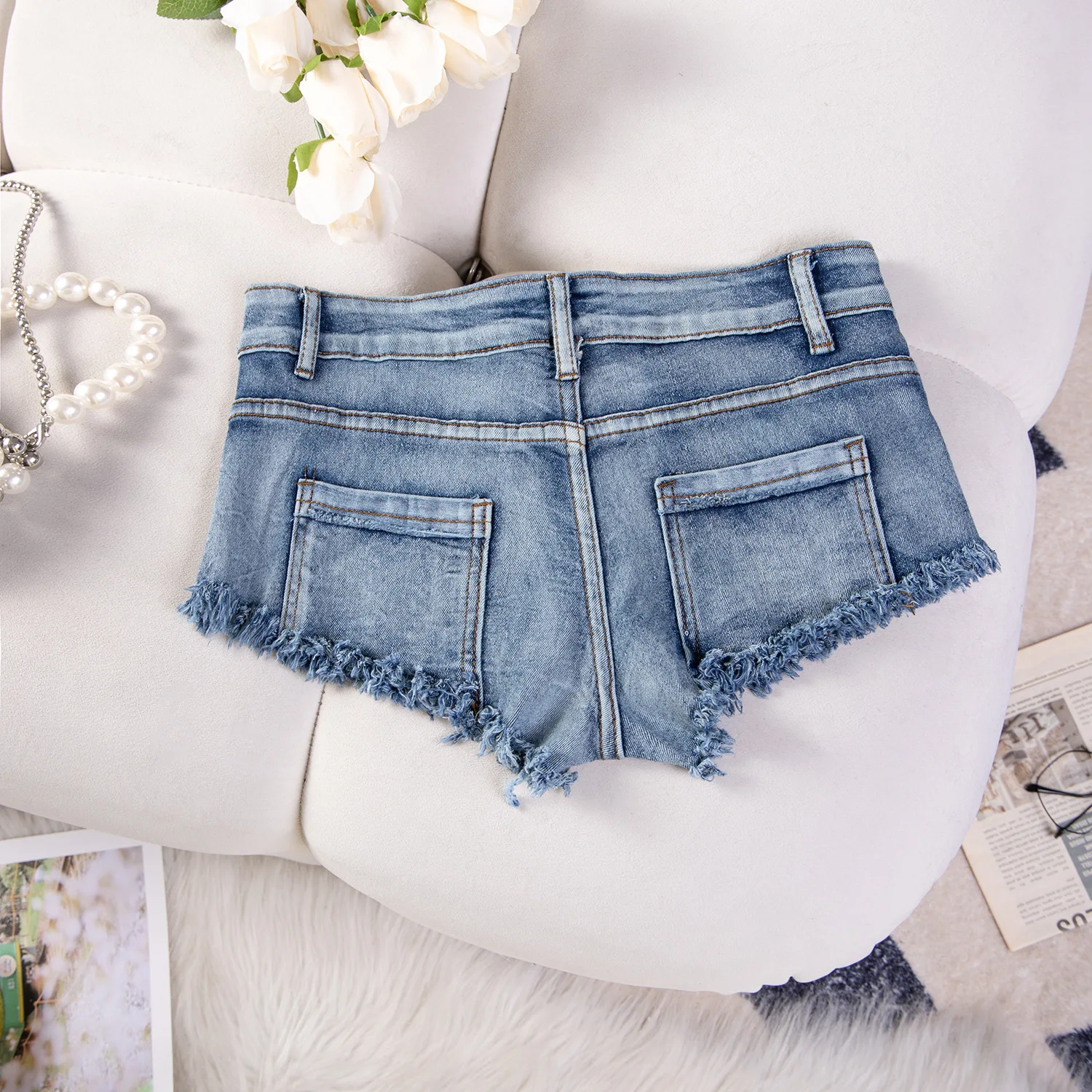 ผู้หญิงเซ็กซี่กางเกงยีนส์กางเกงขาสั้นมินิกางเกงกางเกงยีนส์ต่ําเอวยืด Cutout Jean กางเกงขาสั้น Clubwear บาร์ไนท์คลับ