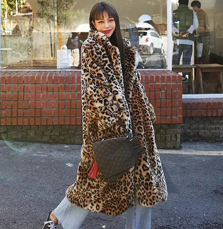 Abrigos de piel sintética de color caqui para mujer, cuello alto de cintura alta, club nocturno, piel de oveja, borroso, doble botonadura, gradiente Maillard desgastado