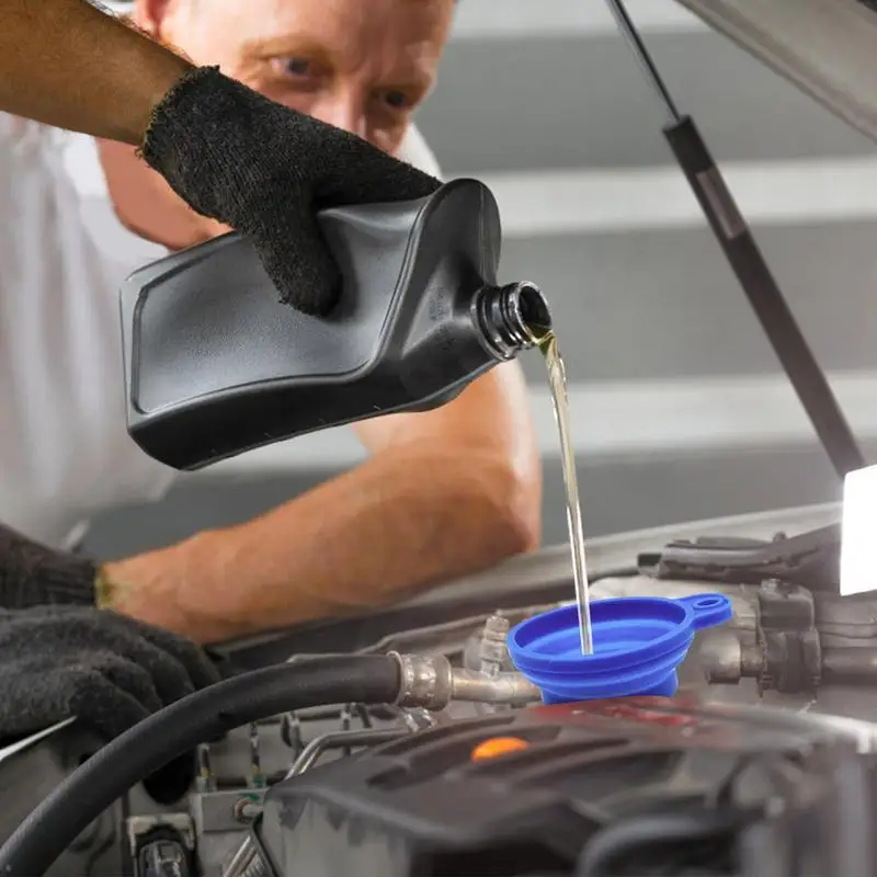 Engine Funnel Car Universal Silicone Liquid Funnel Washer Fluid Change Foldable Portable Auto Engine Oils Petrol Change Funnel