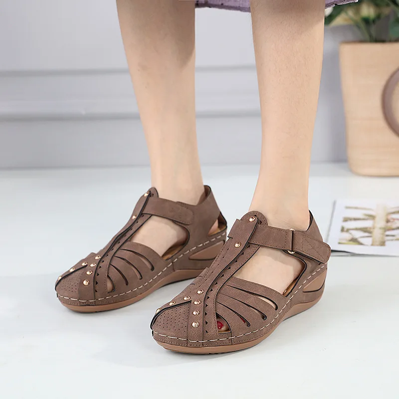 Sandal Wedges wanita, sneaker Platform nyaman ukuran besar 36-43 kasual Gladiator 2024 mode musim panas