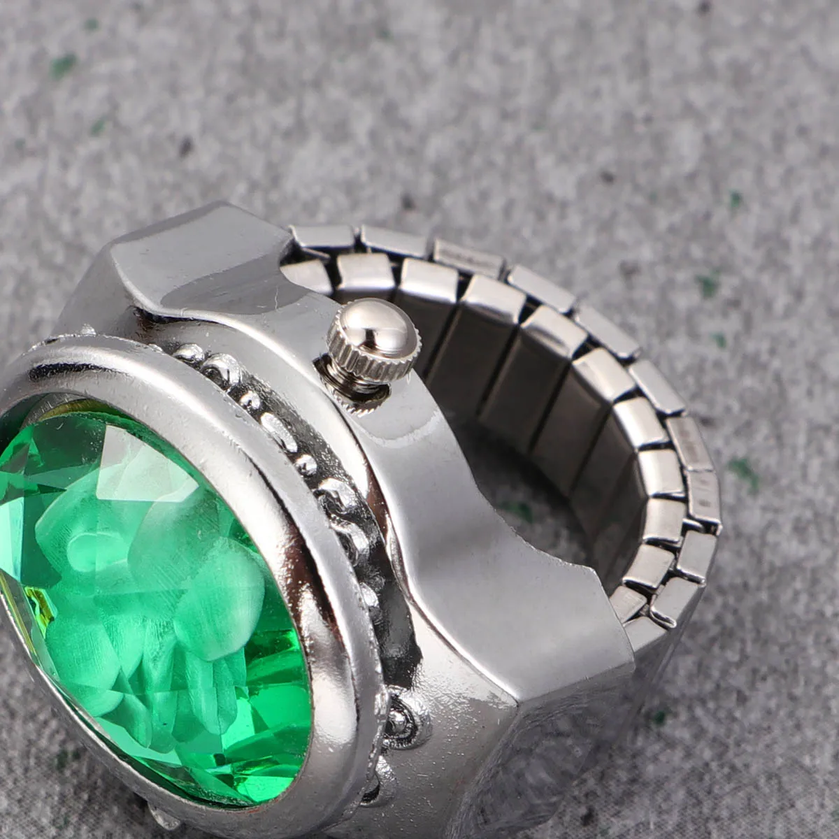 

Chic Watch Finger Elegant Unique Quartz Accessory for Everyday Wear