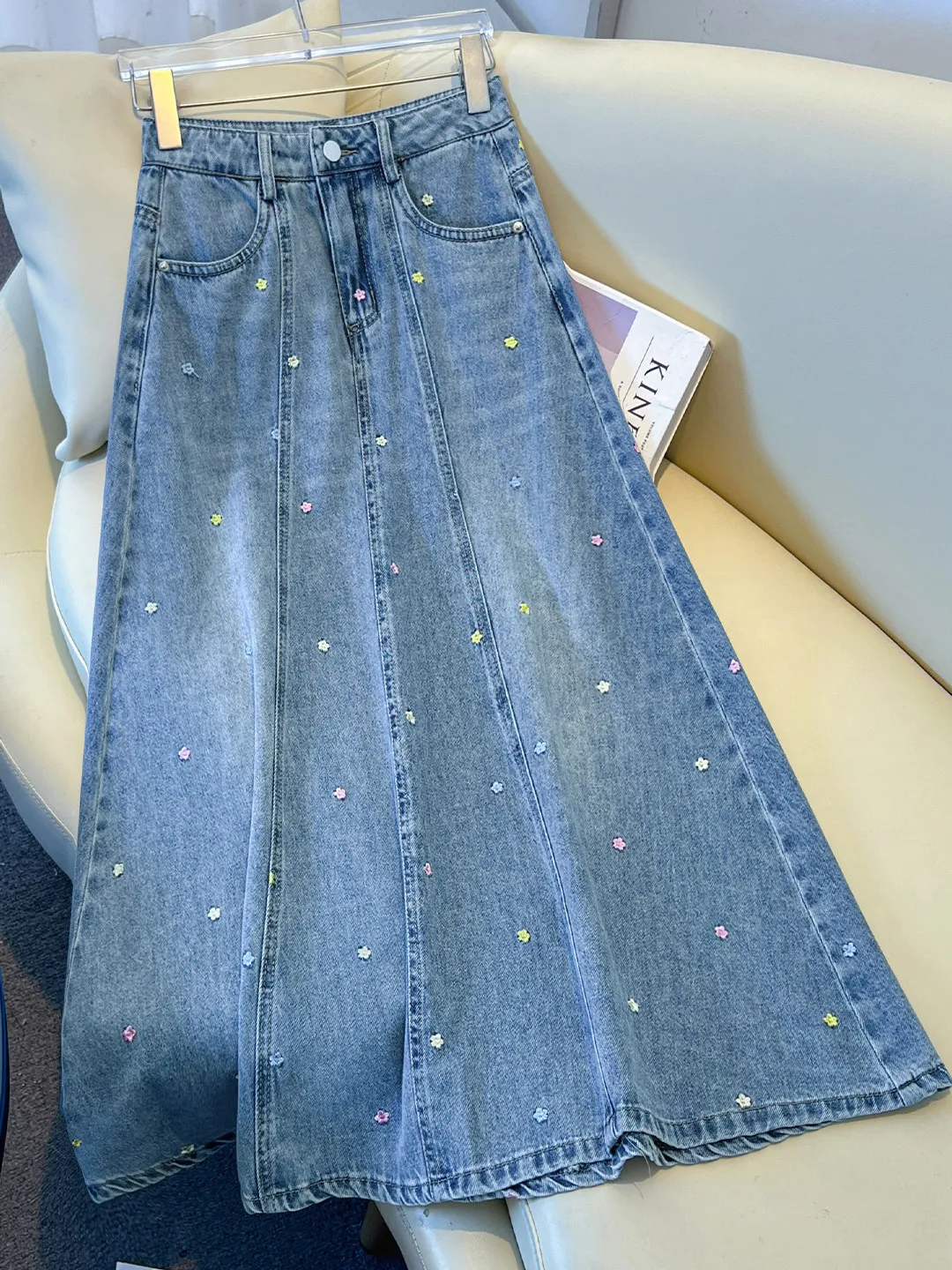 

Blue Embroidered Denim A-Line Skirt Women's Petite Pear Shape Body Beautiful Spring Summer New Style High Waist Button D...