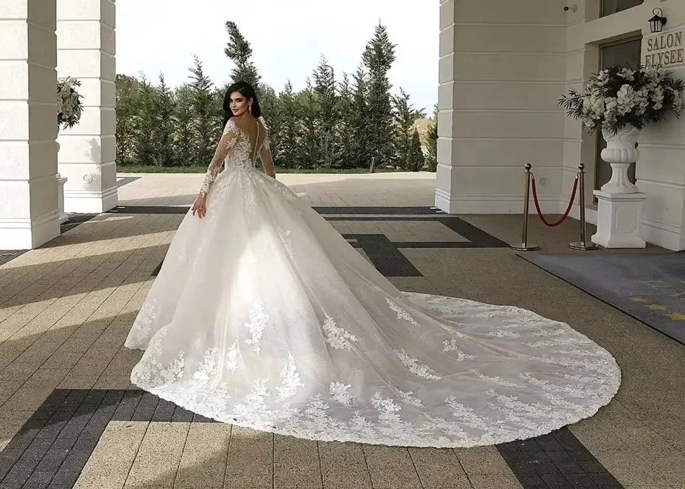 Flavinke Customized Elegant Women Wedding Dresses Long Sleeve Lace Beading See Through Bride Dress Ball Gown Church Vestido d