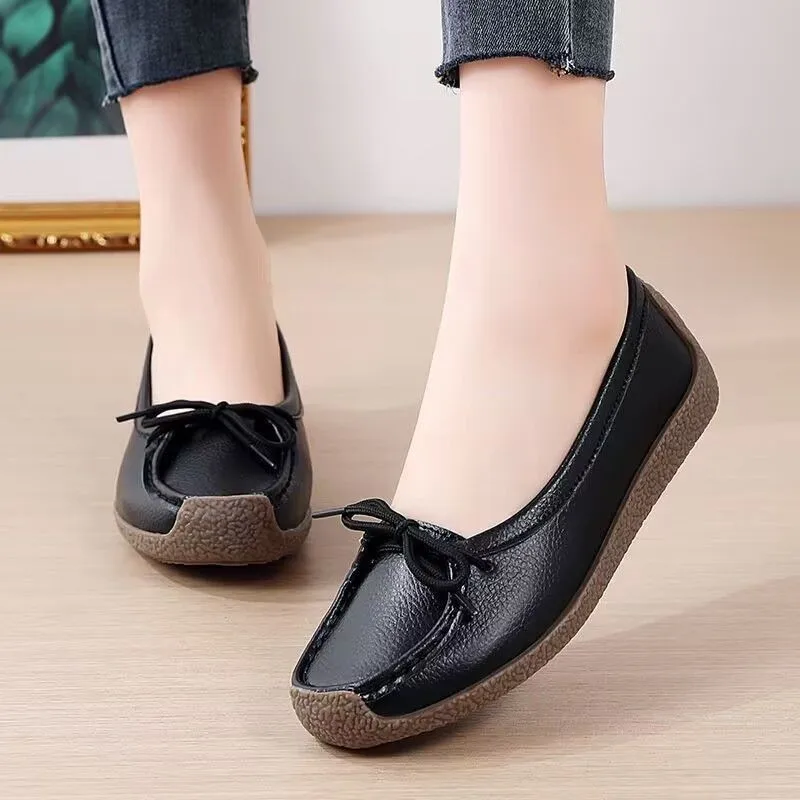 ‌Lightweight Soft Moccasins for Women - Leather Slip On Shoes with Rubber Sole Comfortable Indoor Outdoor All Seasons