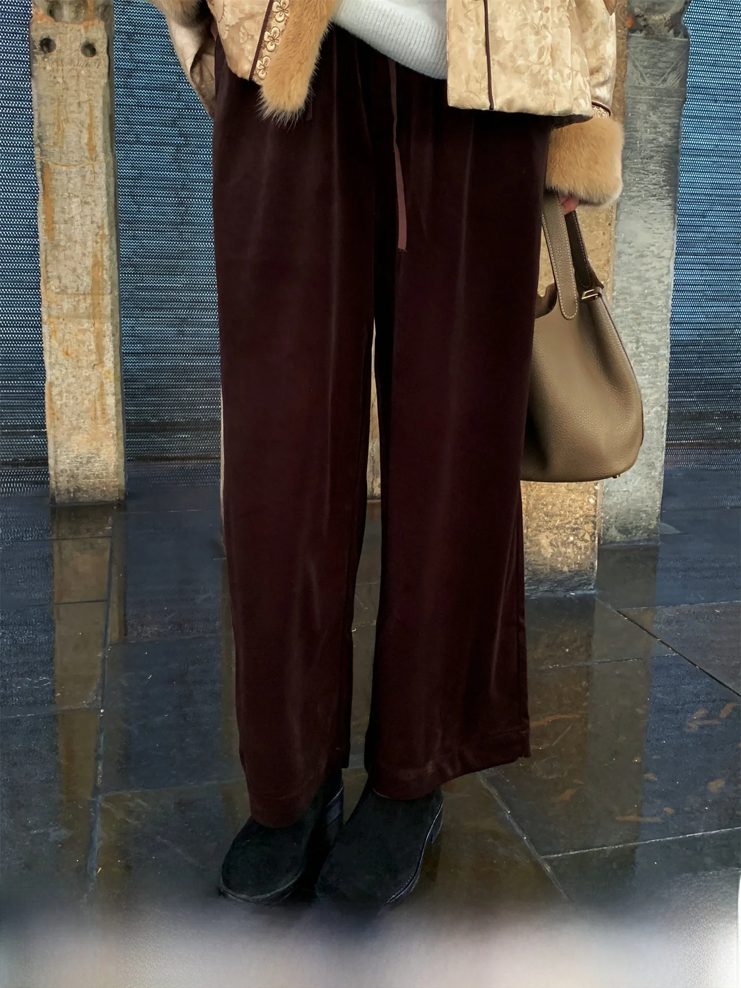 

Женские брюки Laid-ba Velvet Wide Leg Casual, зима 2025, новые, утягивающие, длинные, универсальные, свободного кроя