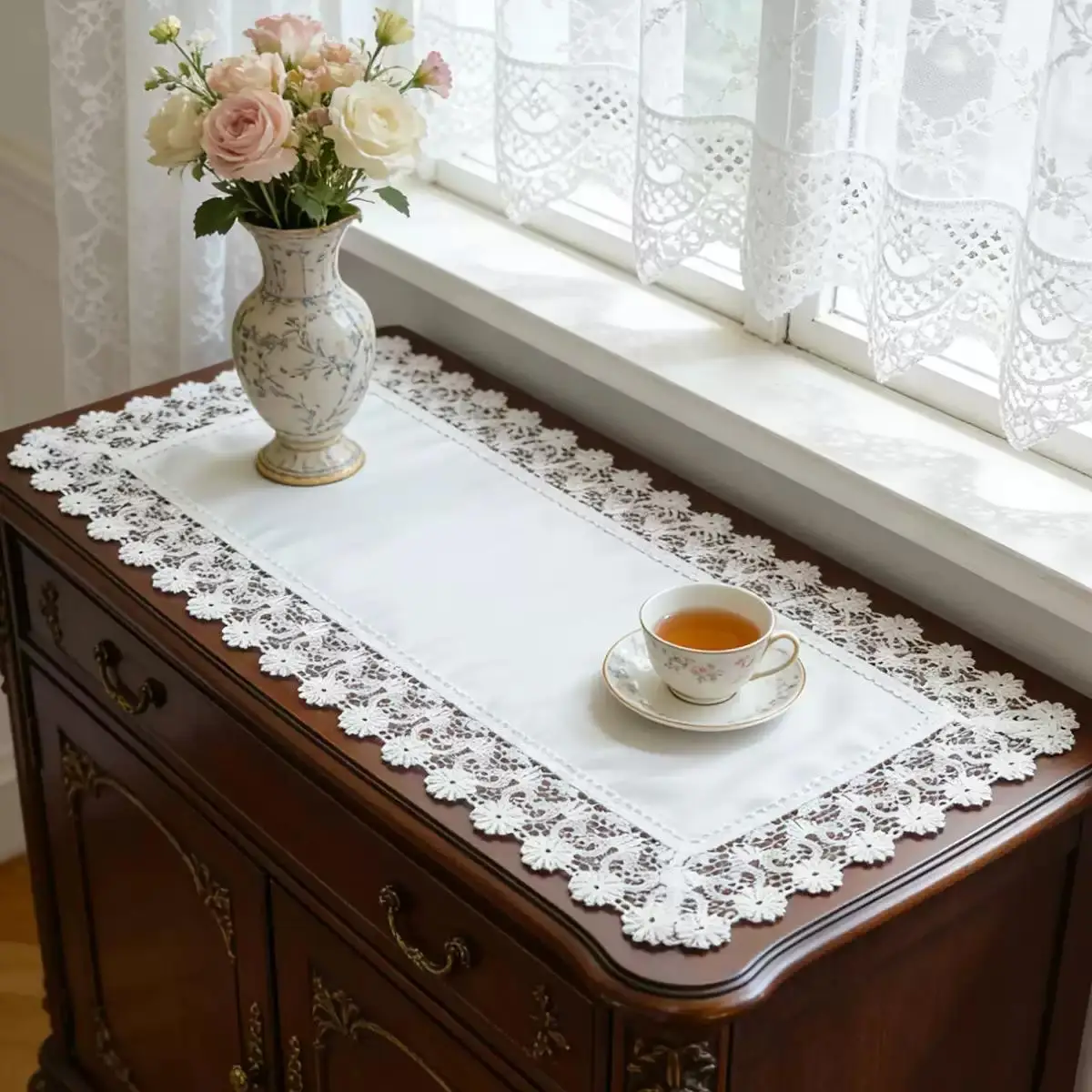 French Classic White Water-Soluble Lace Trim Dust Cover Towel Table Flag Table Mat Tablecloth for Sideboard Chest of Drawers